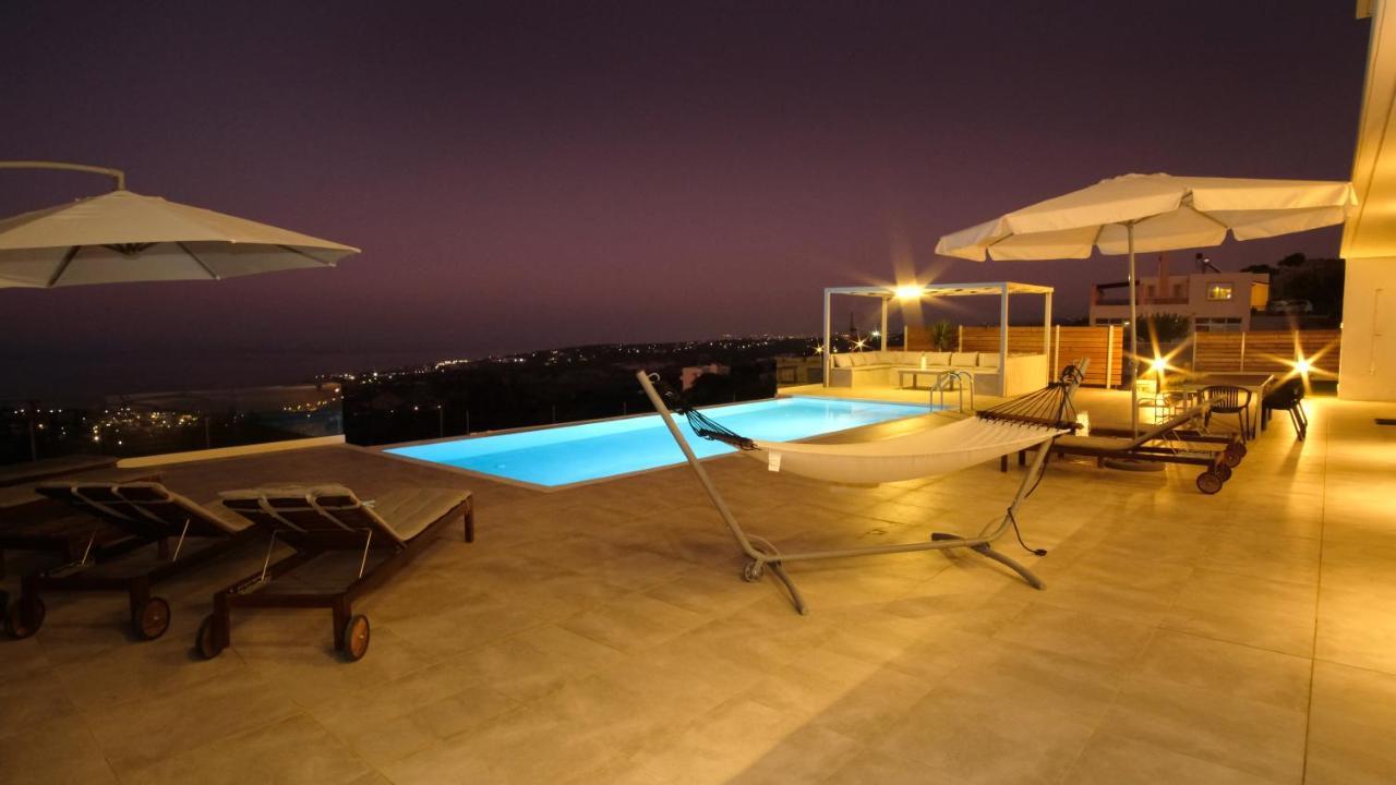 Eva East, With Infinity Pool & And Panoramic Sea View