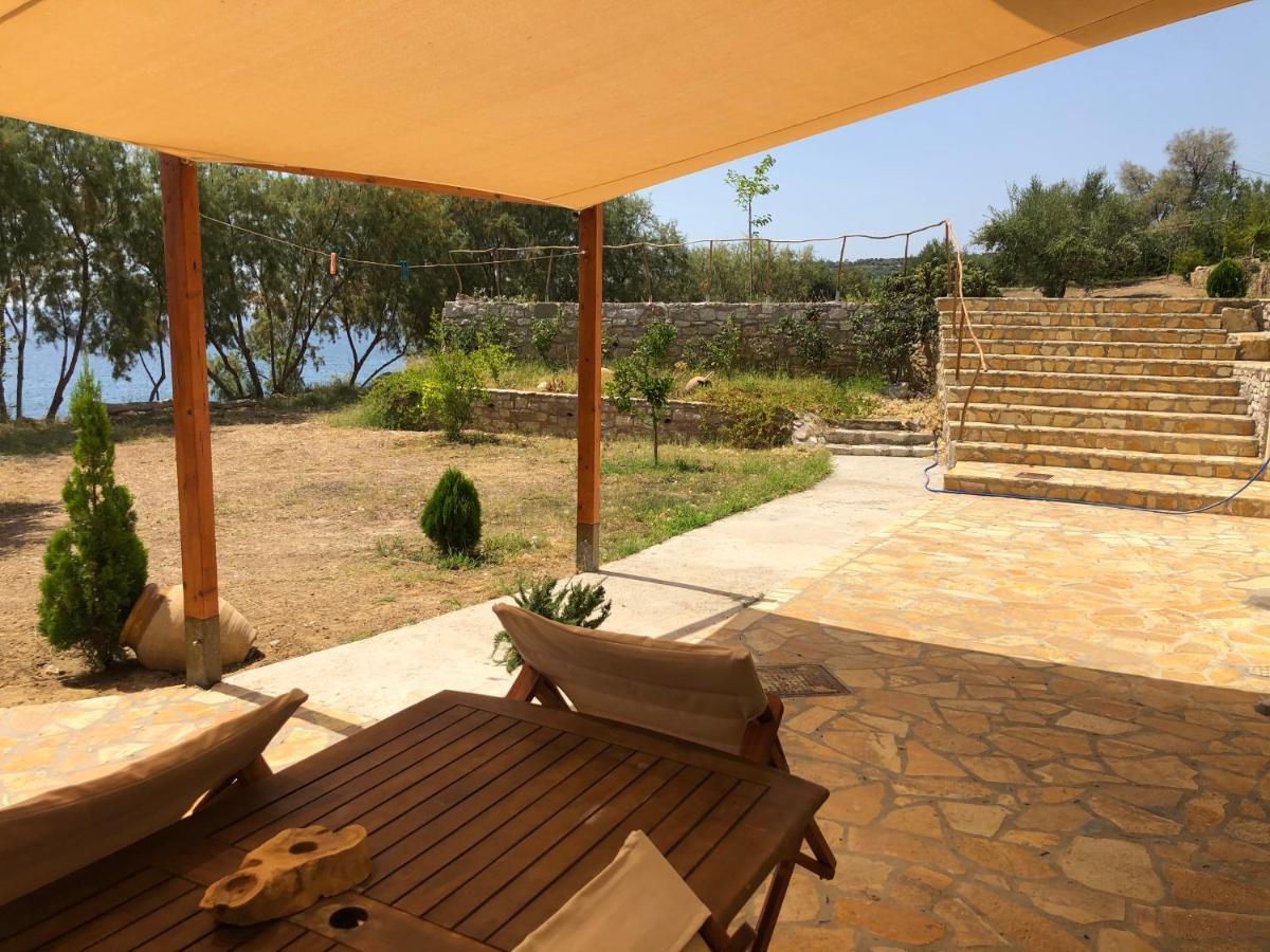 Seafront With Direct Access Holiday home