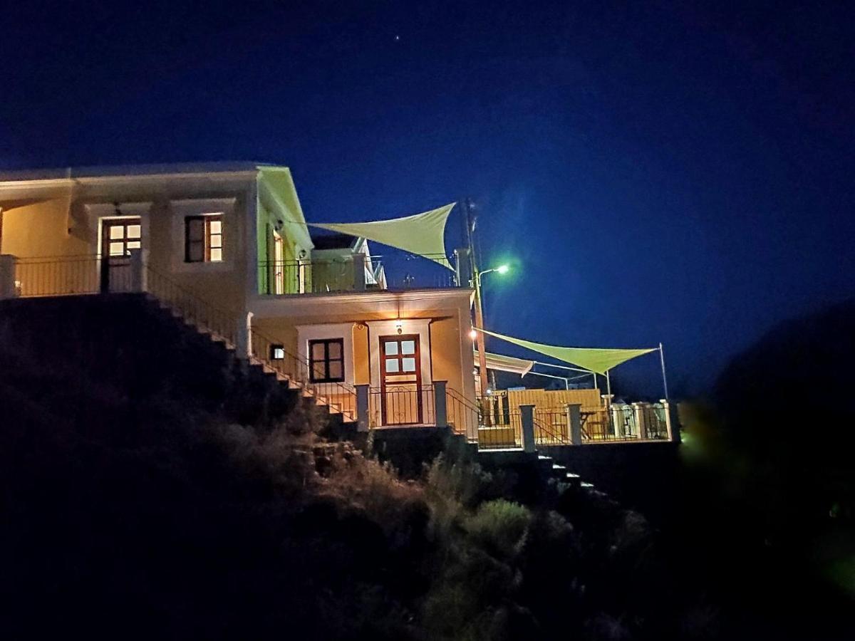 Gompos - Cozy Next To The Sea - Amazing Sea View