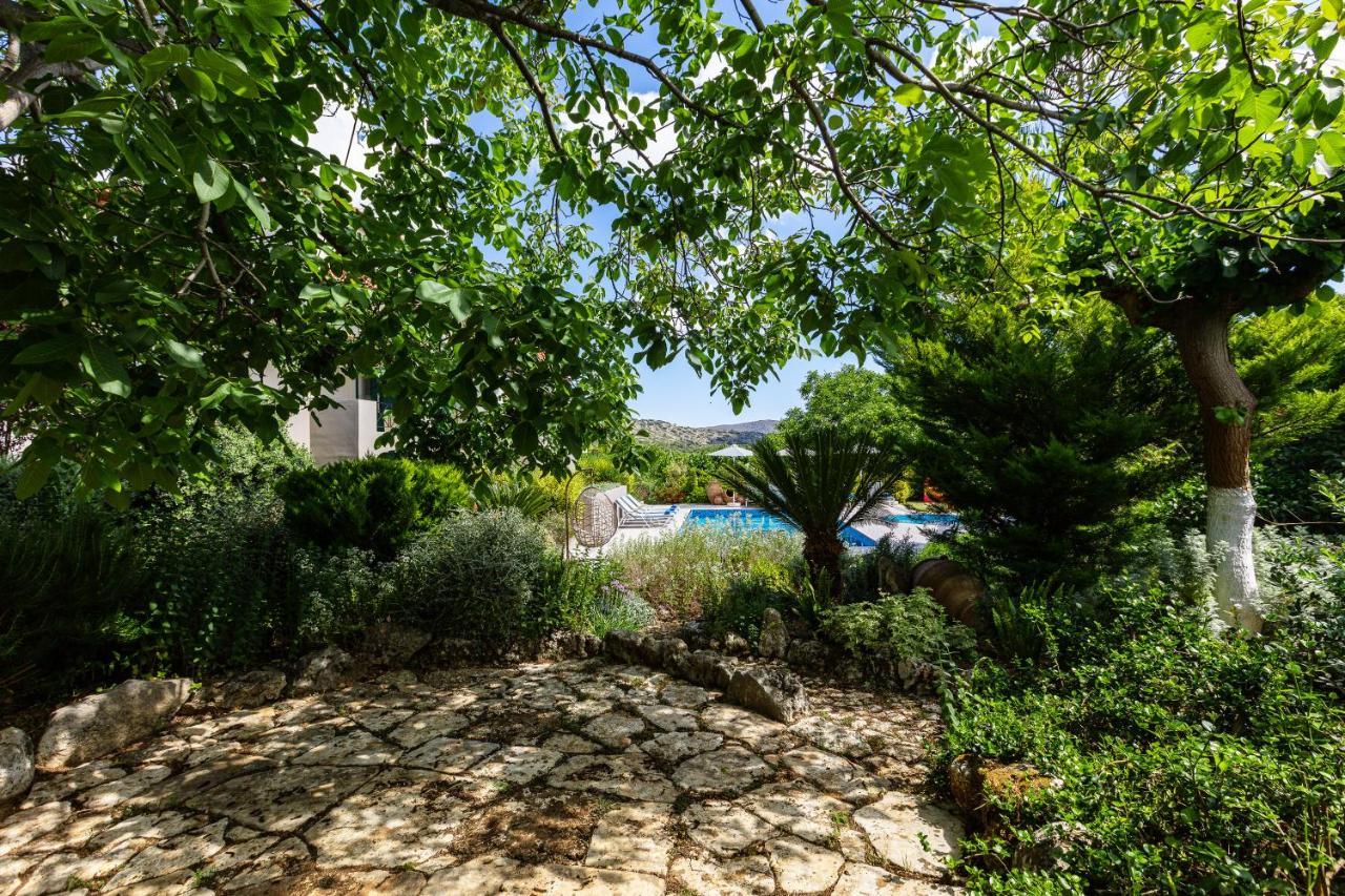 Villa Alonia Villa, Refined Living With 50m2 Private Pool, By Thinkvilla Melidhonion (Rethymno)