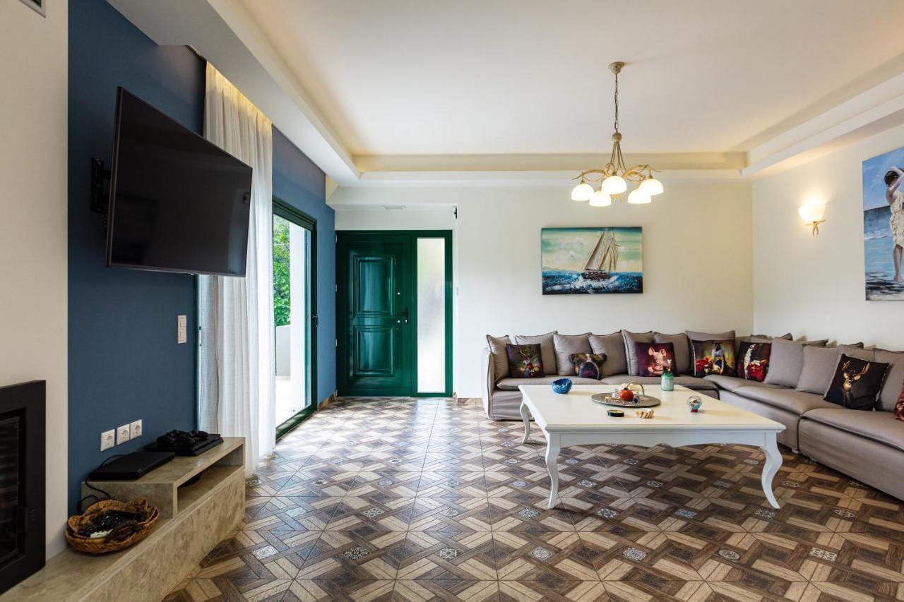 Alonia Villa, Refined Living With 50m2 Private Pool, By Thinkvilla Melidhonion (Rethymno)