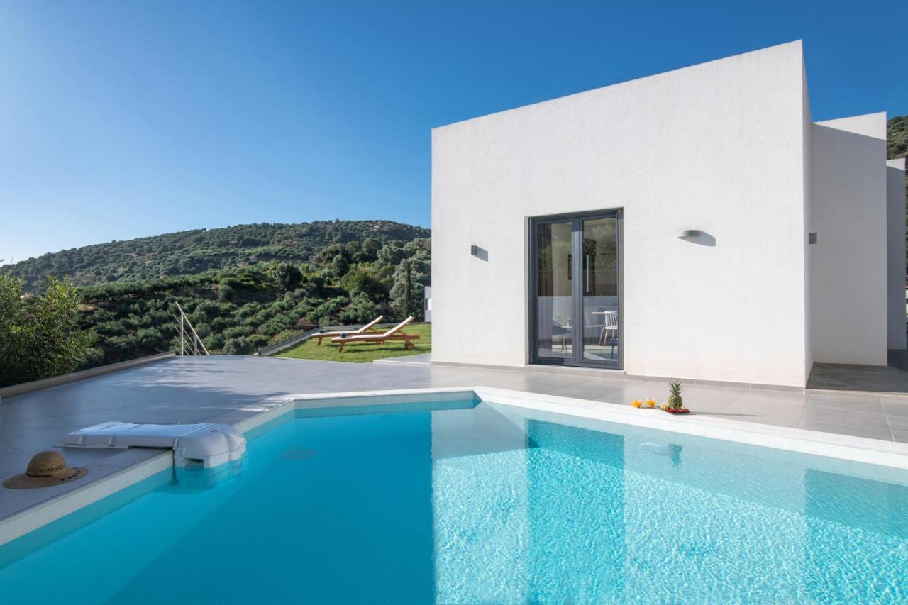 Villa Chrisanthi *