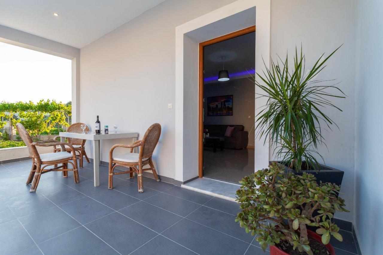 Apartment Garden House