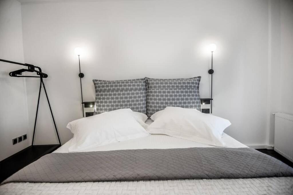 A & B Minimal With Sea View In Argostoli (Kefalonia)