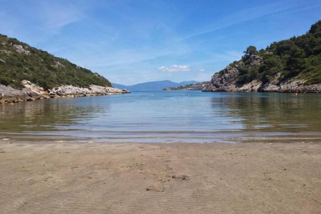 Holiday home Secluded House With Great View And Private Theologos (Phthiotis)