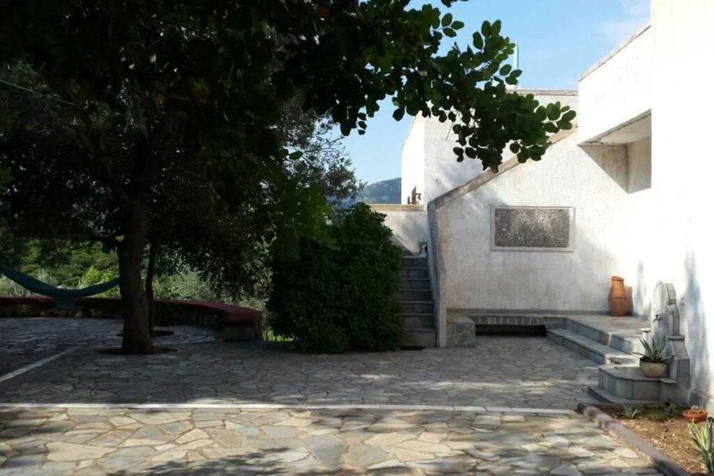 Secluded House With Great View And Private *