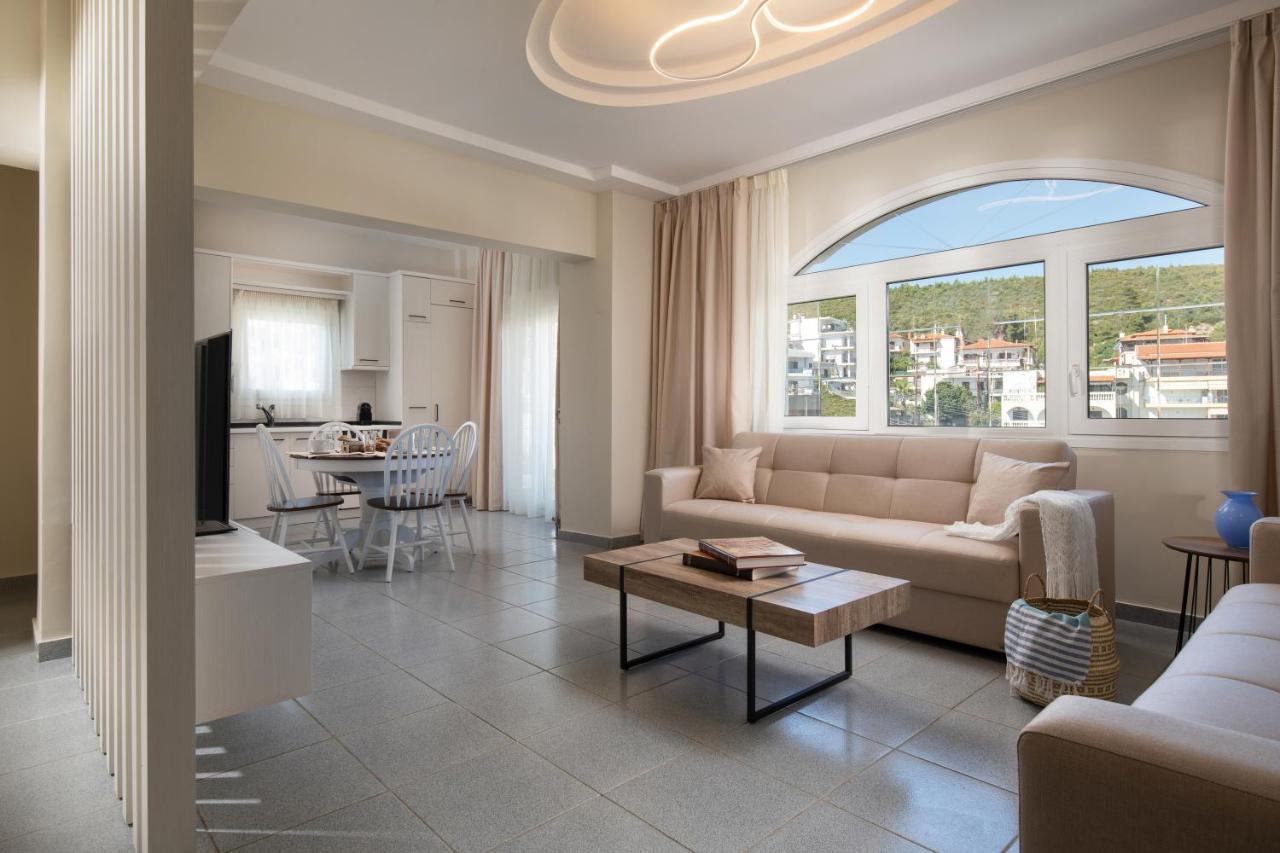 Olenia Luxury 4 Apartment *