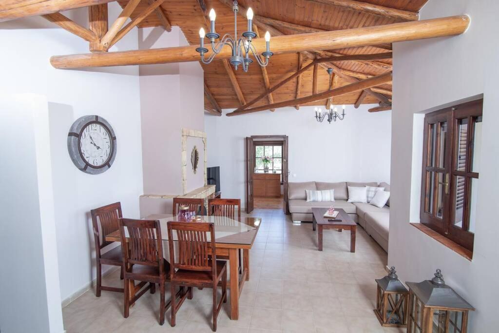 κτήμα παπαβασιλόπουλος Holiday home Koroni (Messinia)
