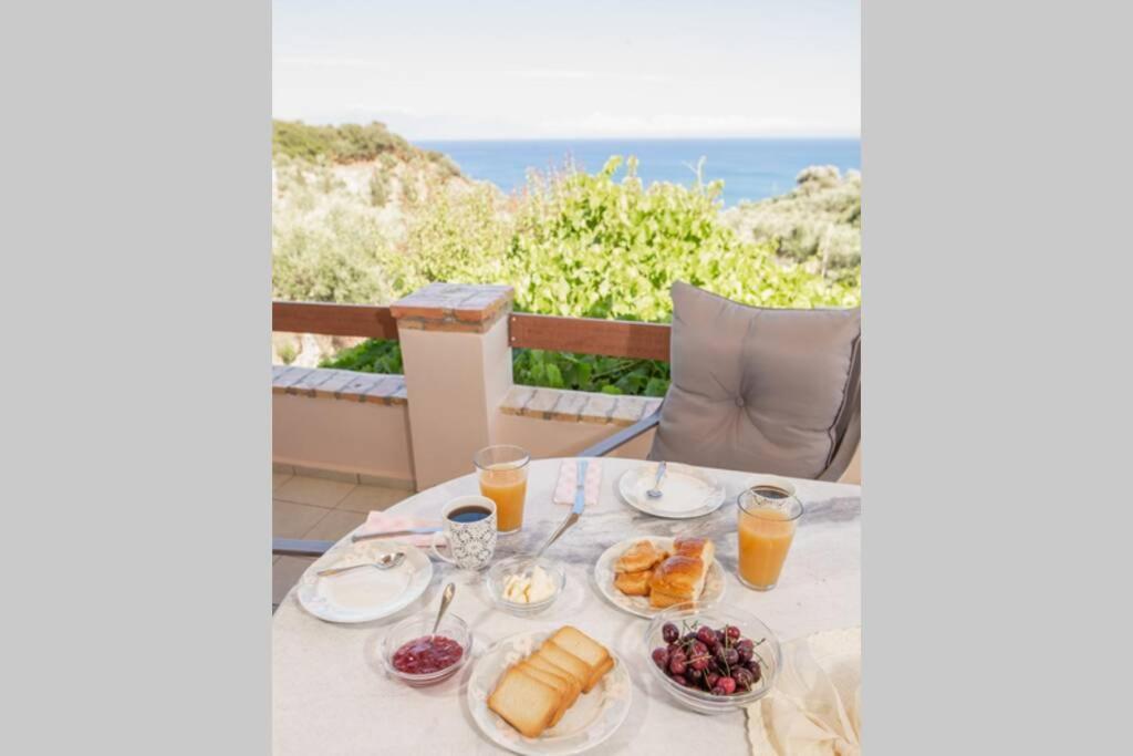 κτήμα παπαβασιλόπουλος * Koroni (Messinia)