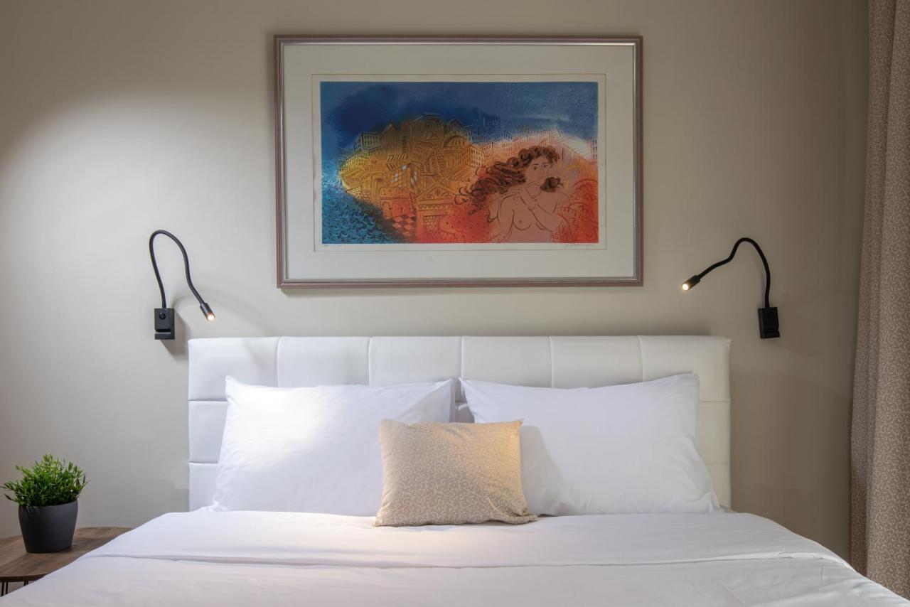 Olenia Luxury 4 *