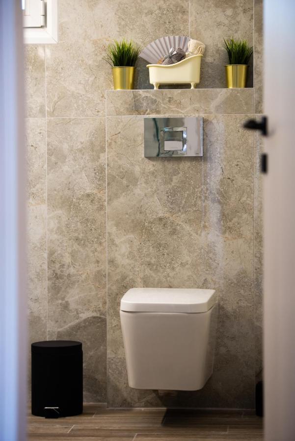 Olenia Luxury 4