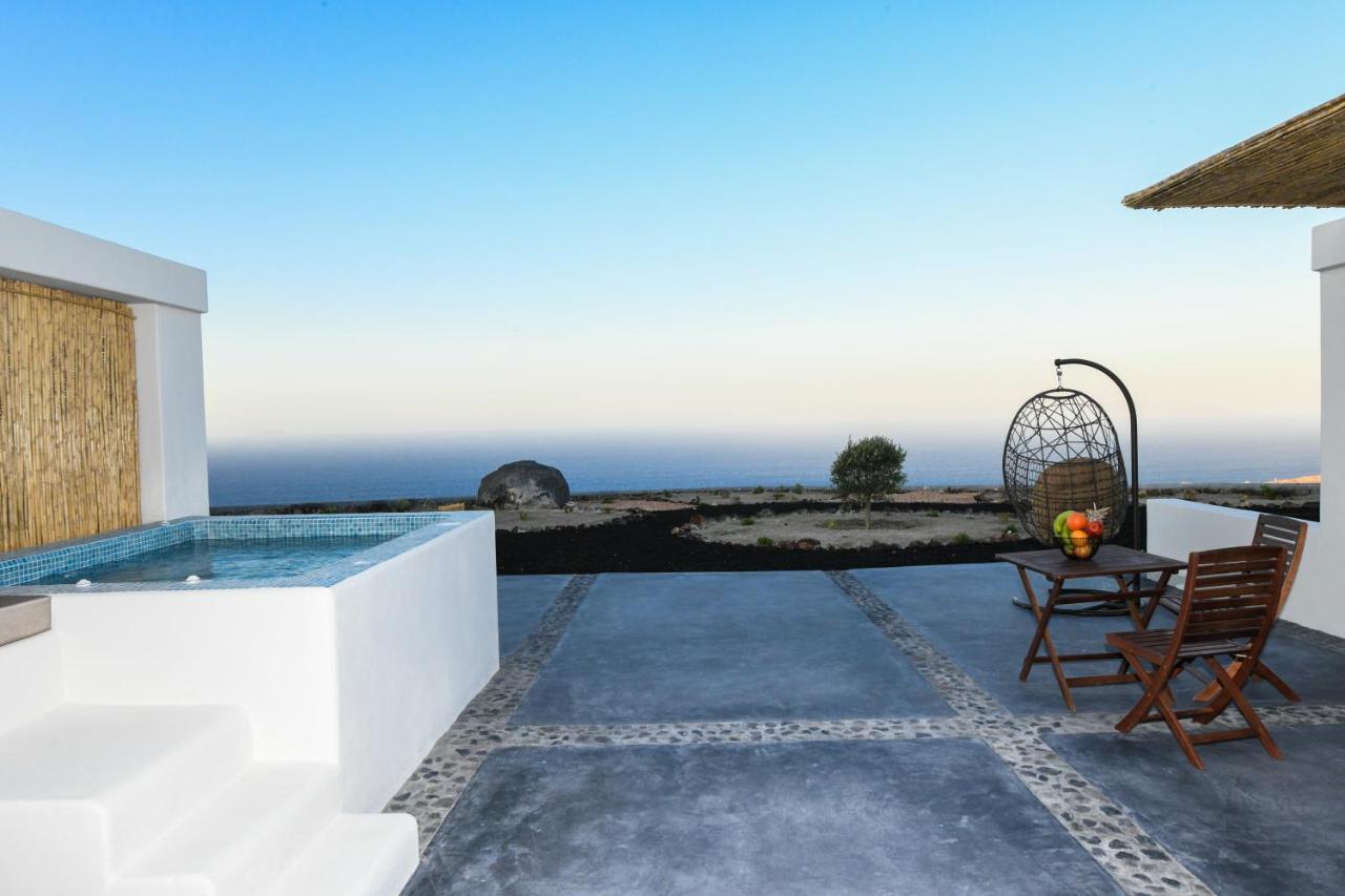 Luxe Efis Sea View 4 & 4 Prive Jacuzzi Imerovigli (Santorini)