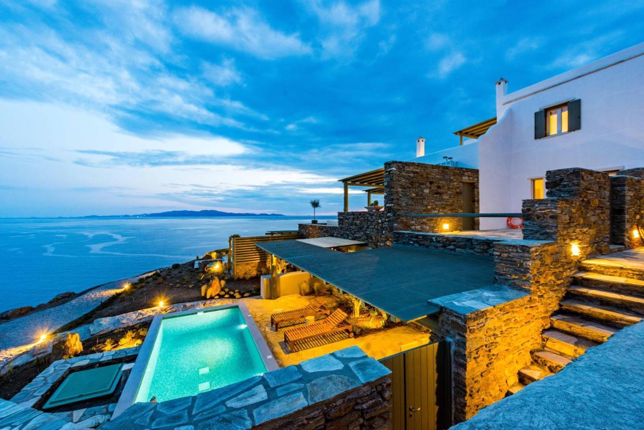 Vathi Bleu Private Panormos (Tinos)