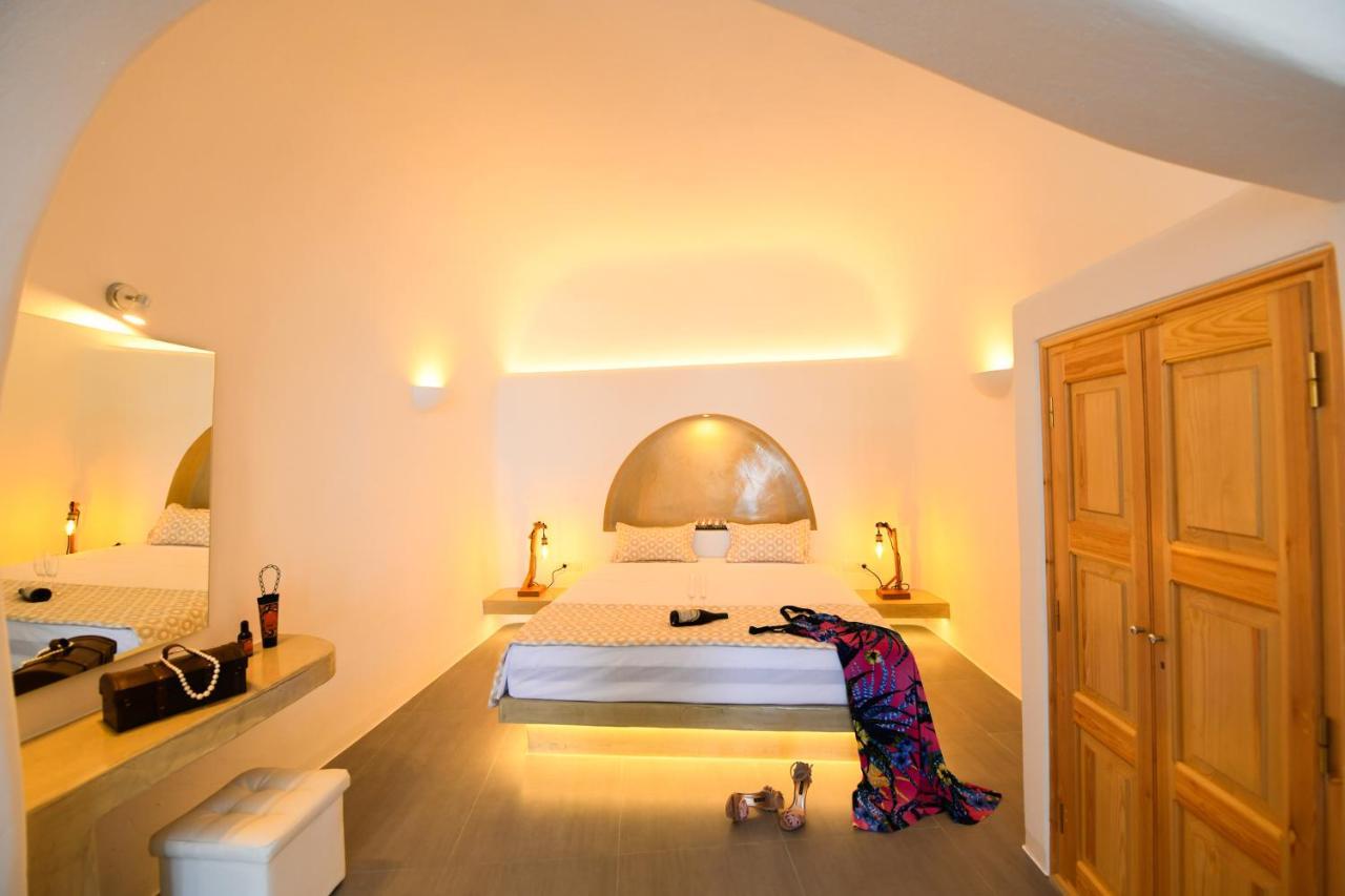 Luxe Efis Sea View 4 & 4 Prive Jacuzzi Imerovigli (Santorini)