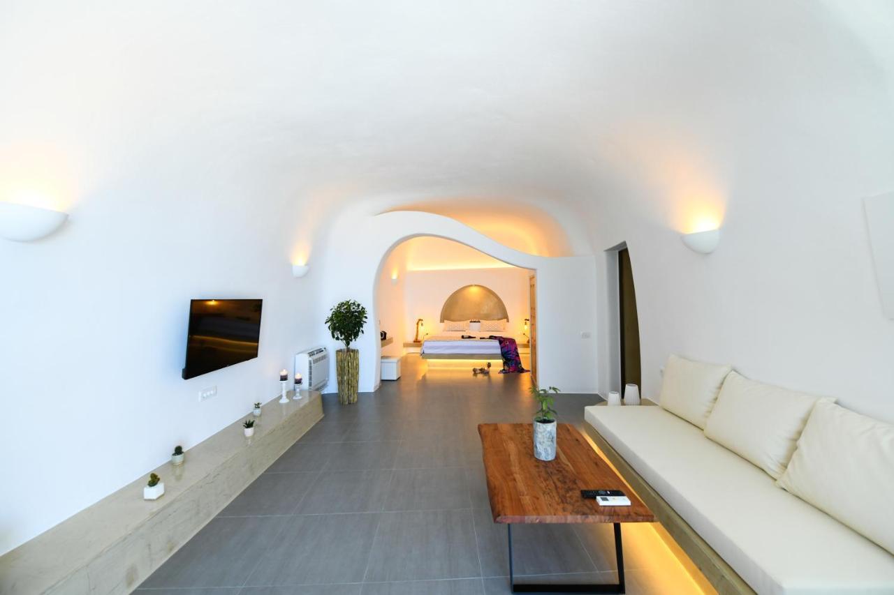 Luxe Efis Sea View 4 & 4 Prive Jacuzzi Imerovigli (Santorini)
