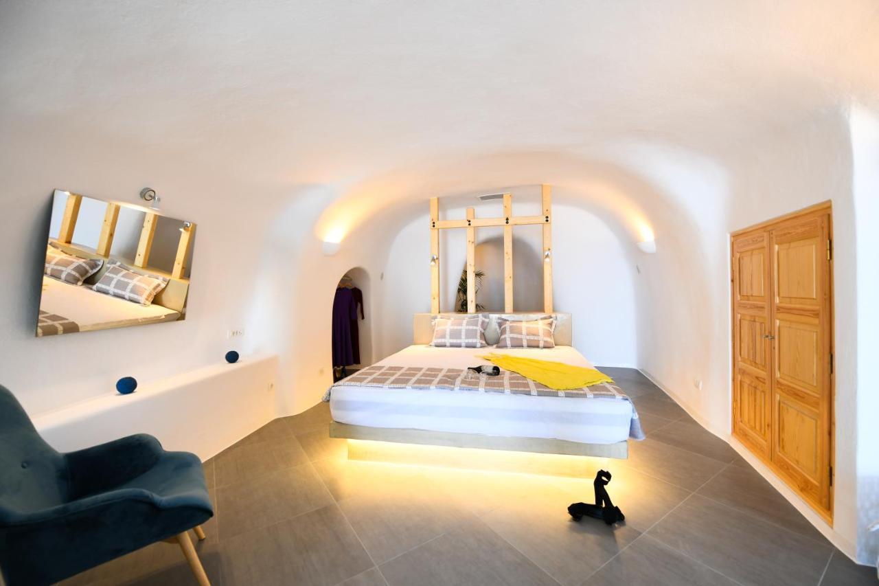 Luxe Efis Sea View 4 & 4 Prive Jacuzzi Imerovigli (Santorini)