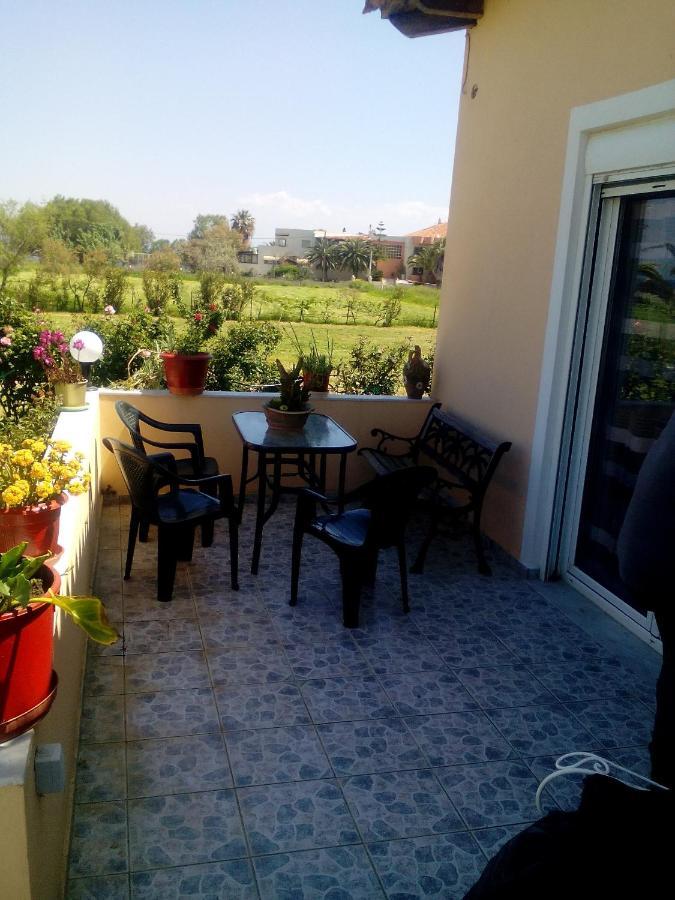 στουσ πυργουσ θερμησ Apartment
