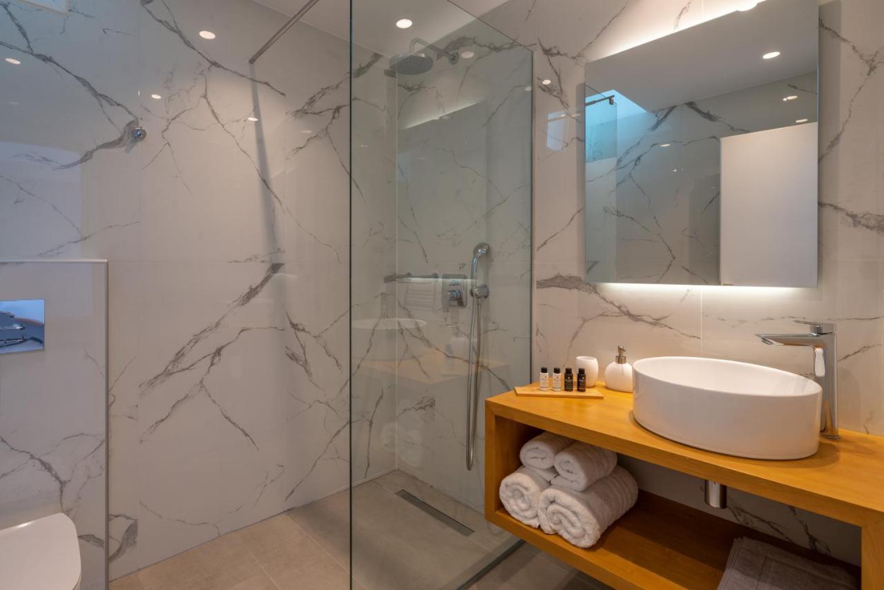Ninemia Luxury