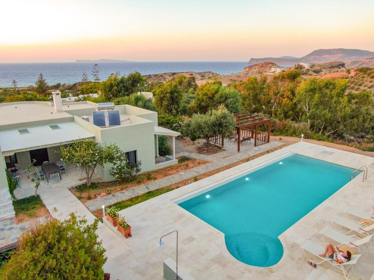 New - Manika - 3br 3ba Pool