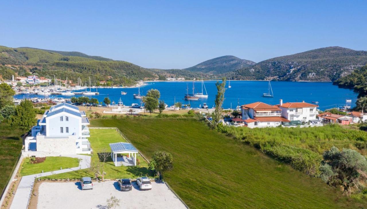 Notia Luxury Living *