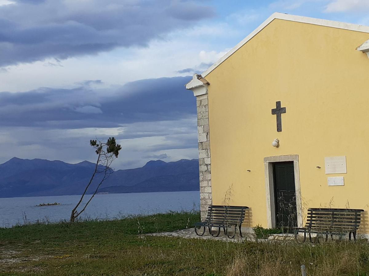 Mandola Corfu Peritheia