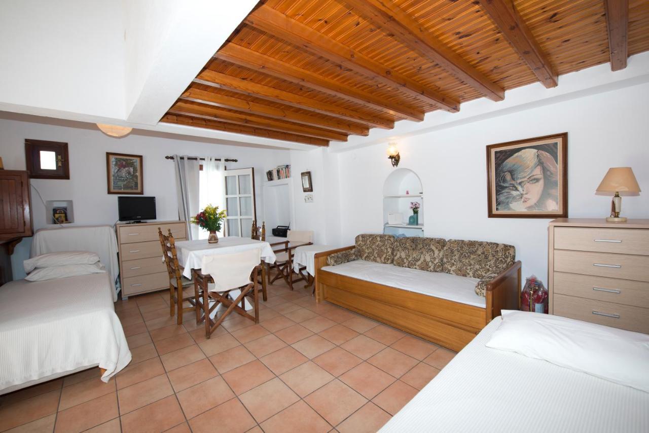 Holiday home Sunday Summer House