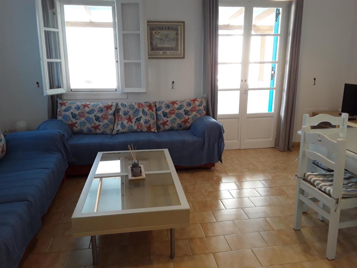 Anemos House