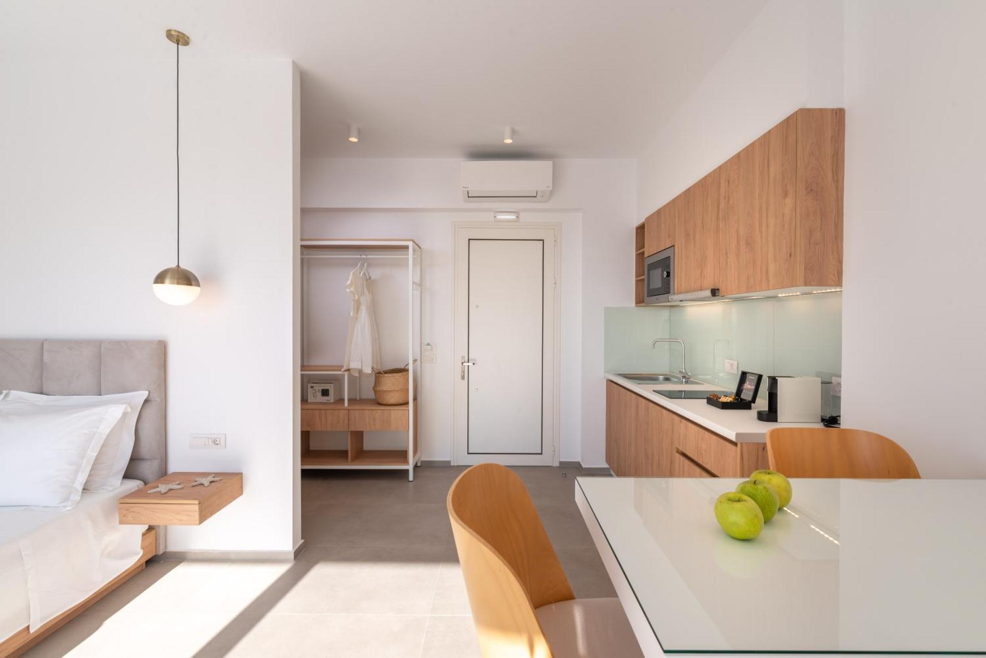 Aparthotel Ninemia Luxury 3*