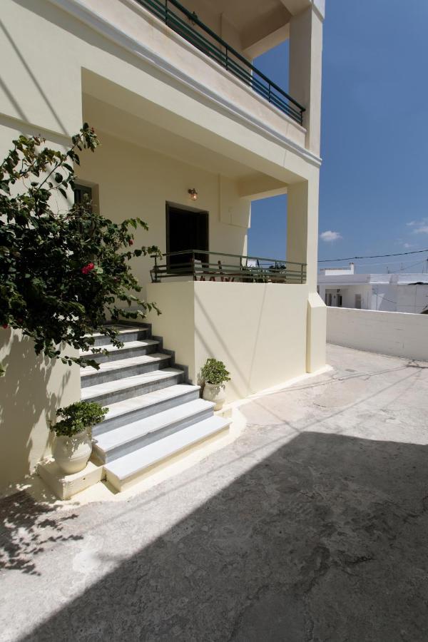 Alma Libre Chora Naxos City