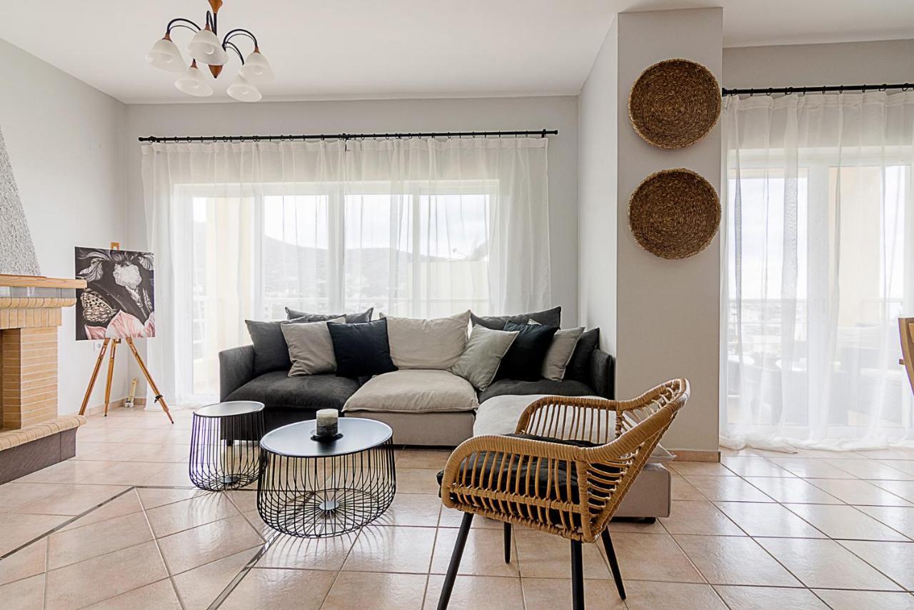 Theros Premium In Heraklion Stalida