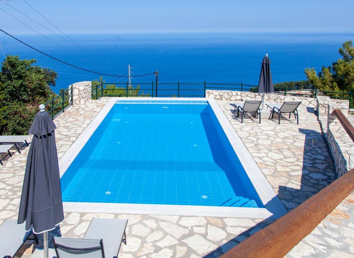 Skyfall Kalamitsi (Lefkada)