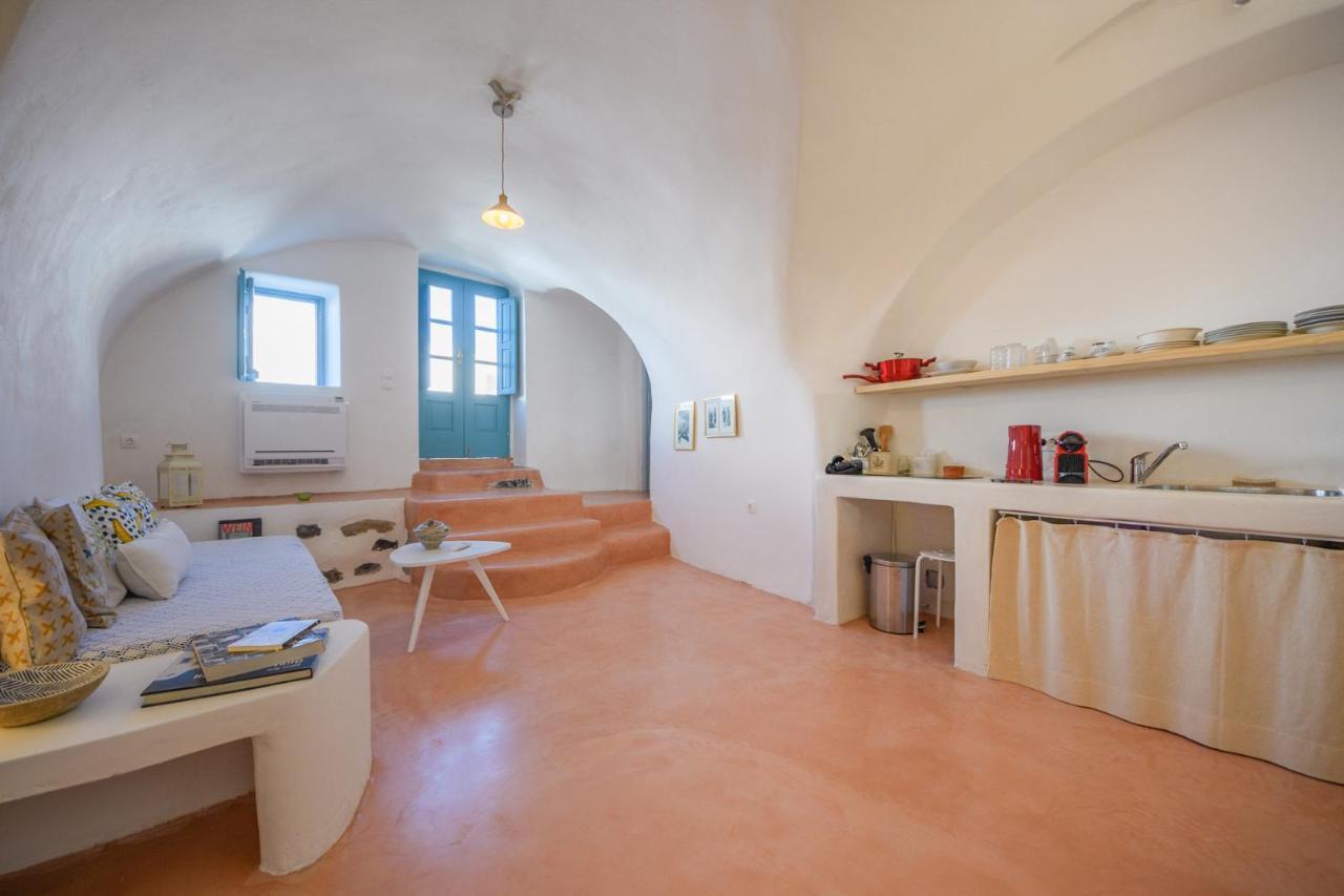 Santorinio Yellow House Holiday home Exo Gonia