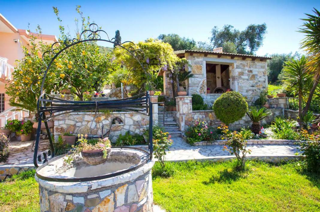 Amaryllis House