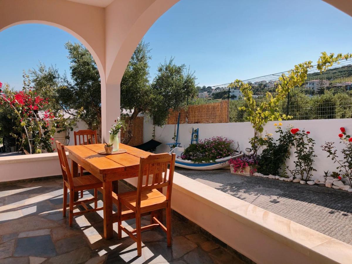Elia's House Traditional & Cozy By 8essentially Kalyves