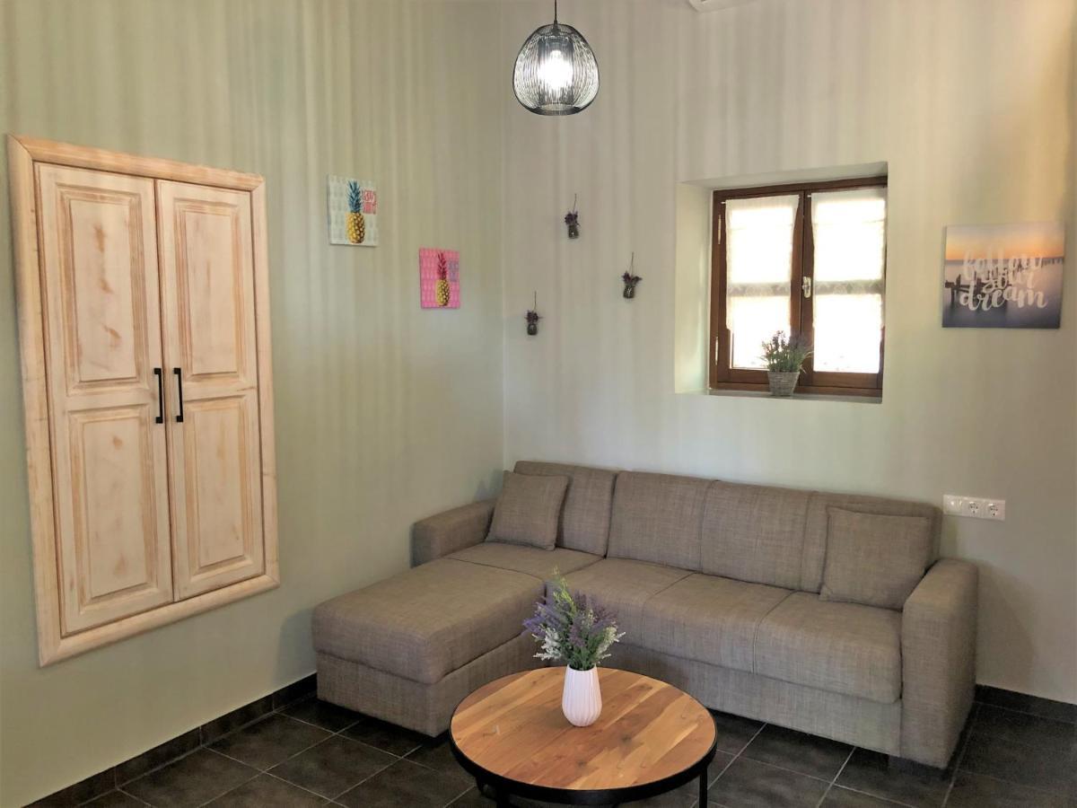 Stone House Holiday home Chalki Town