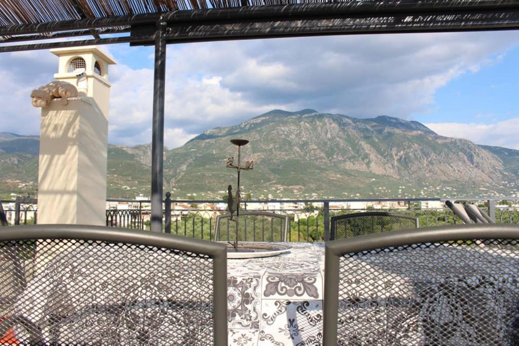 New Independent Loft, 360⁰ View, 5' Beach/center Kalamata