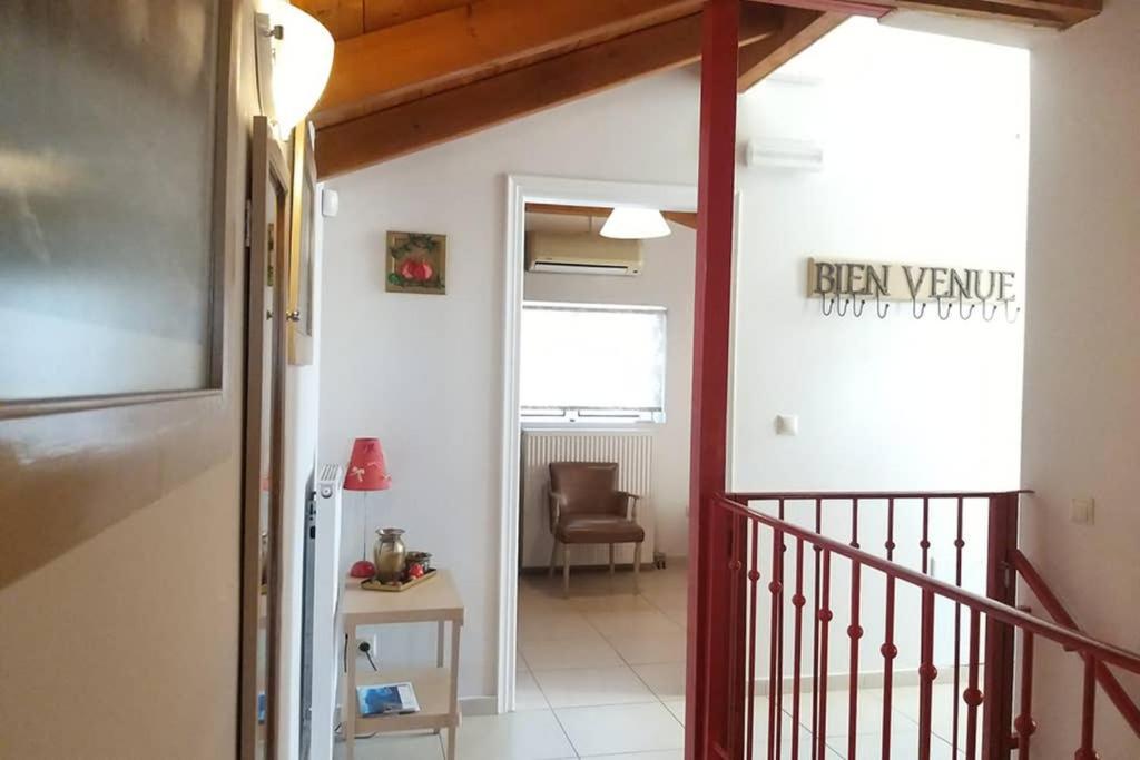 New Independent Loft, 360⁰ View, 5' Beach/center Kalamata