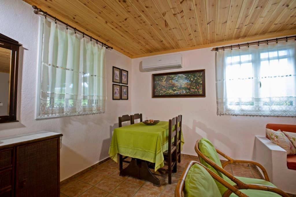 Holiday home Agrampeli