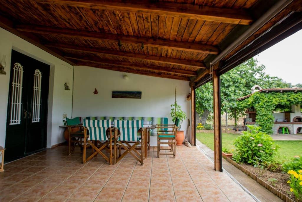 Agrampeli Holiday home *