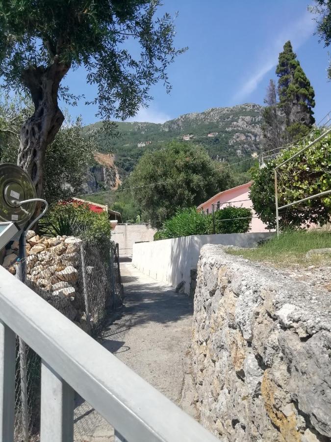 Dimitris Apartment *