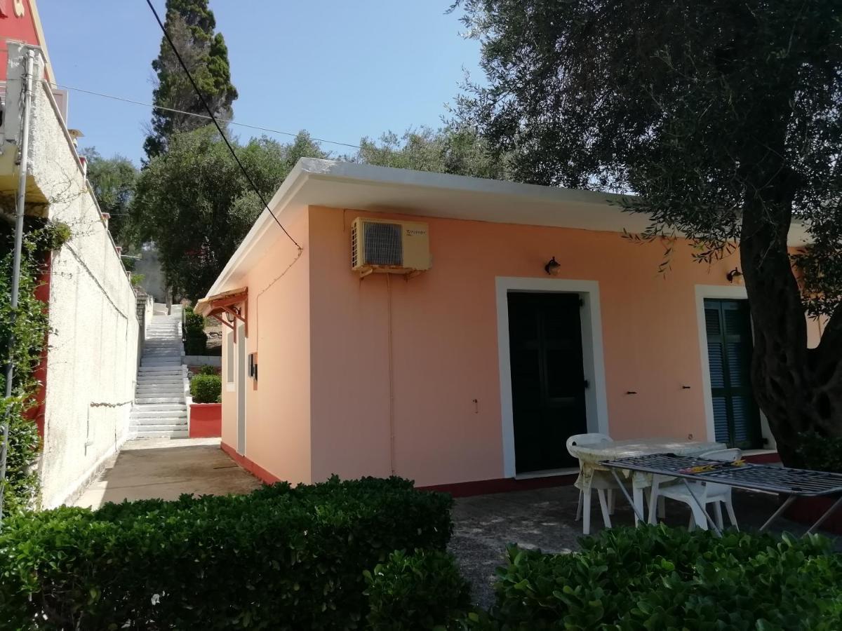 Dimitris Apartment *