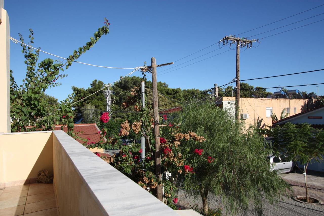 Mandola - Beachside Apartment *