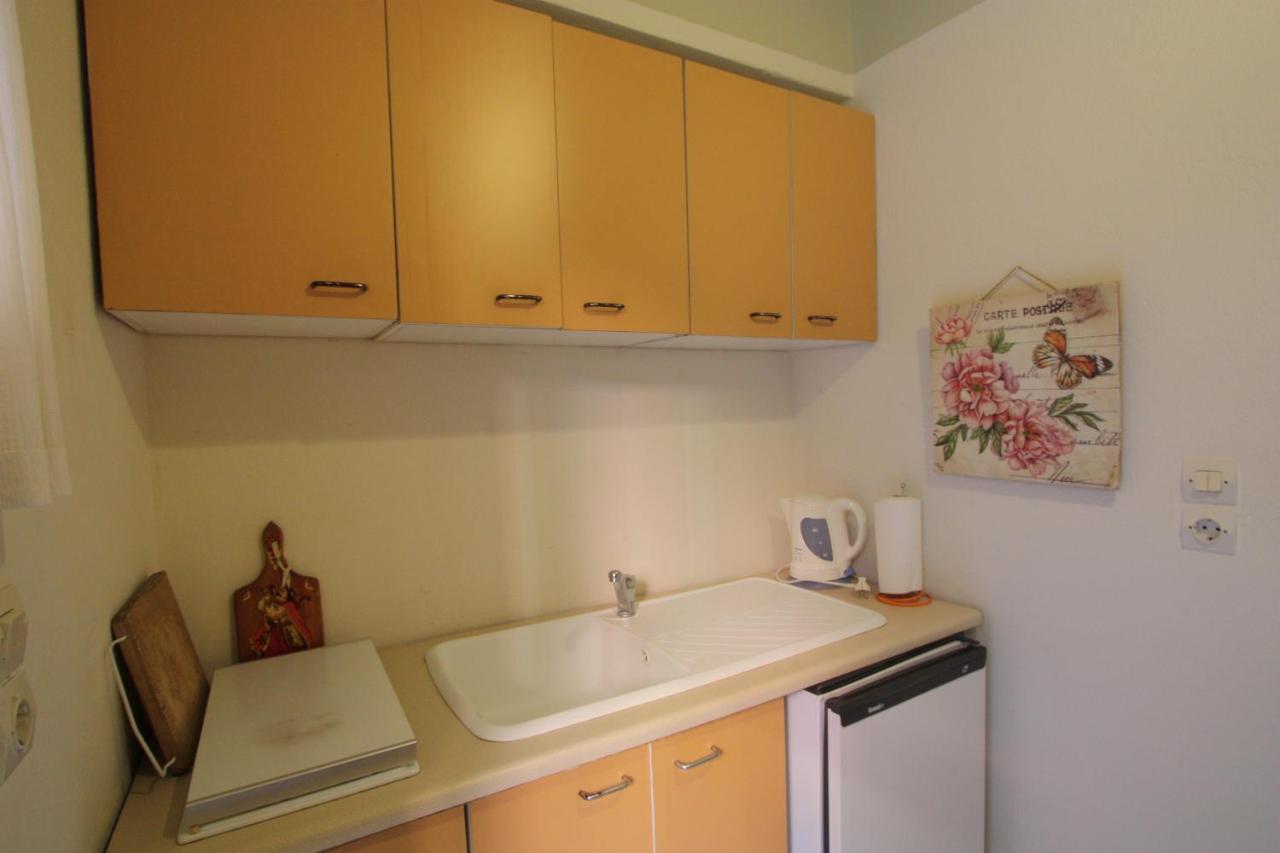 Mandola - Beachside Apartment *