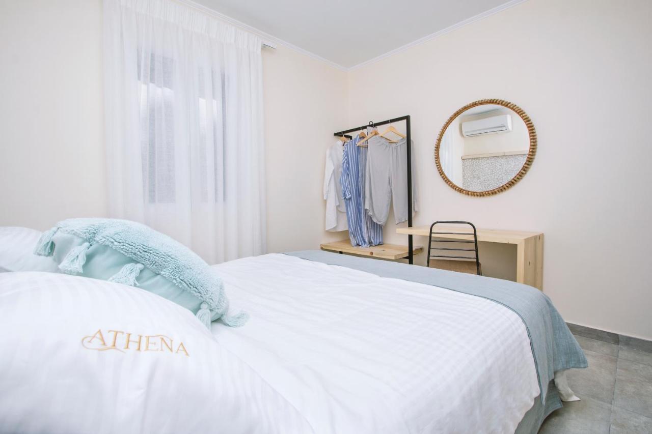 Athena Luxury *