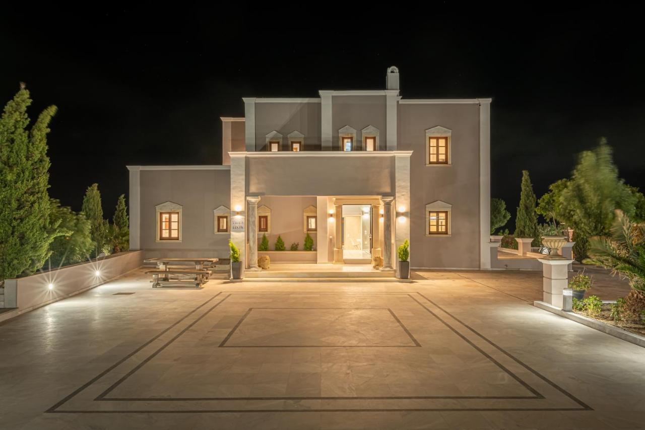 Leon (adults Only) Vourvoulos