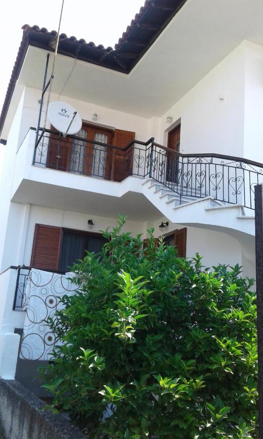 Annas 2 Apartment *