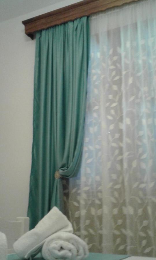 Annas 2 Apartment *