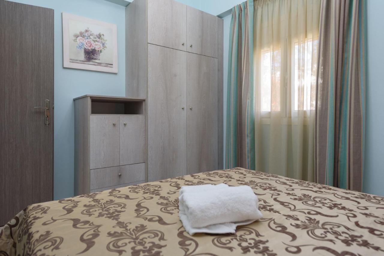 Apartment Spyros With Pool *