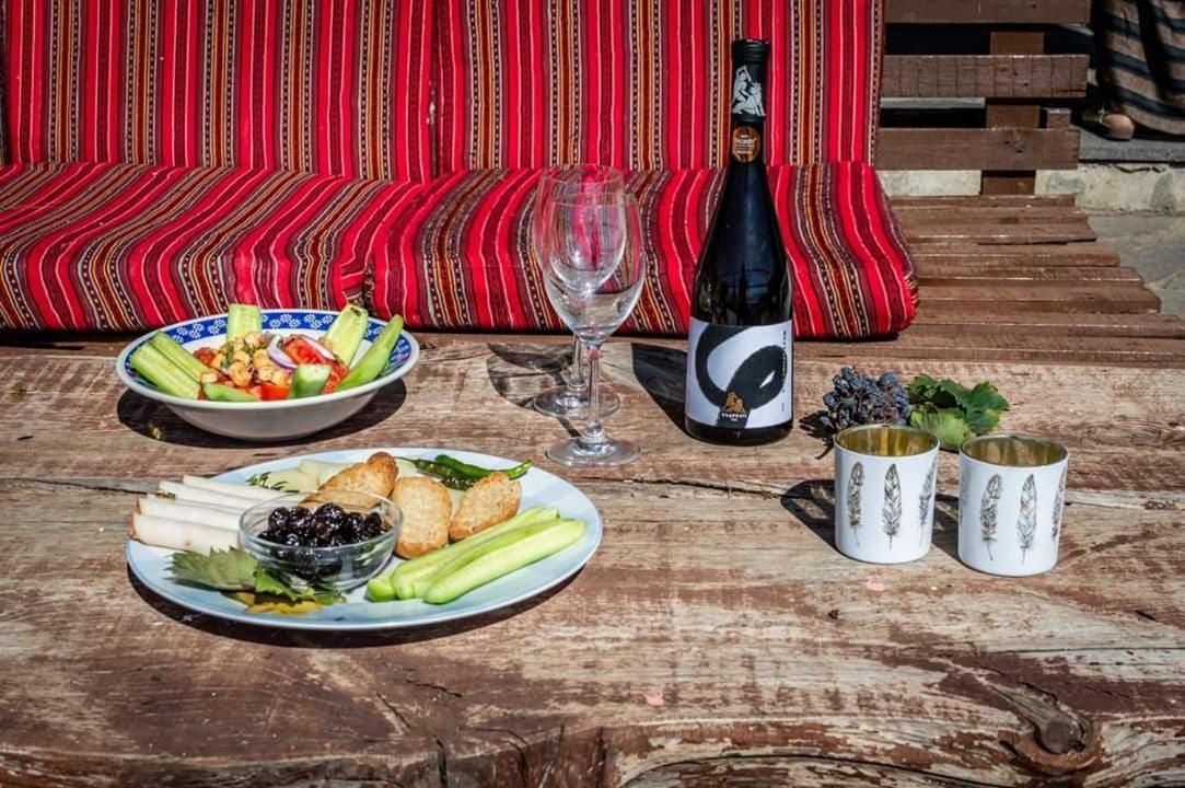 Guest house αρσινόη- μεγαλοχωρι -μέθανα