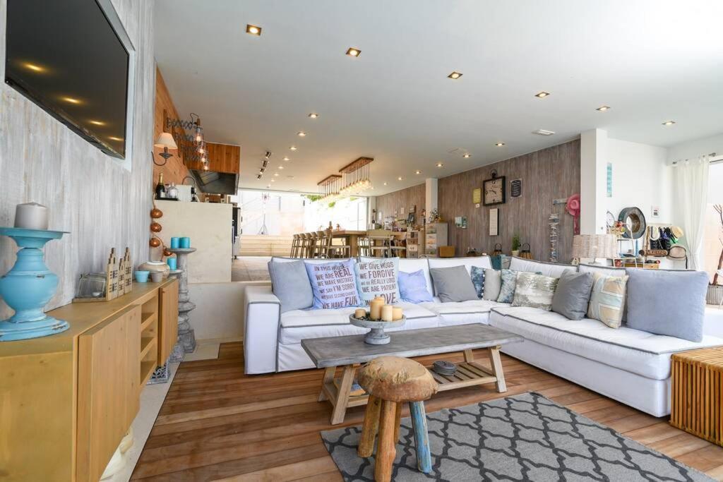 Luxurious Malomar Villa Kinetta (Attica)